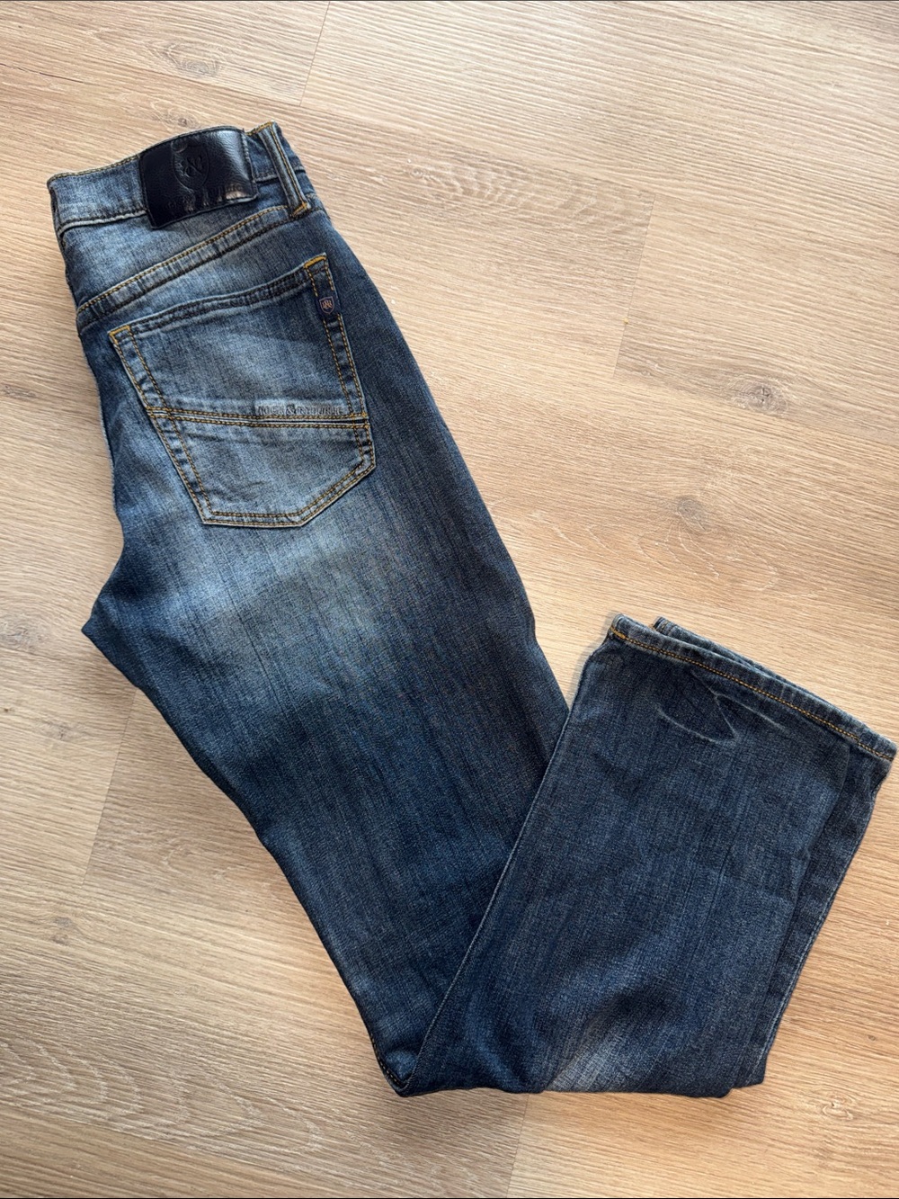 Rock & Republic Relaxed Fit Straight Leg Dark Blue Denim Jeans
